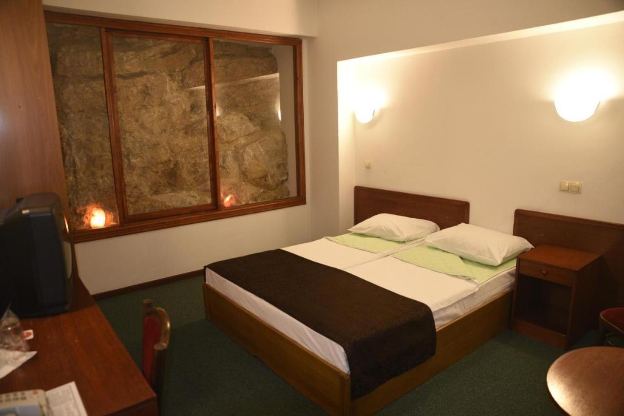סראייבו Hotel Saraj מראה חיצוני תמונה