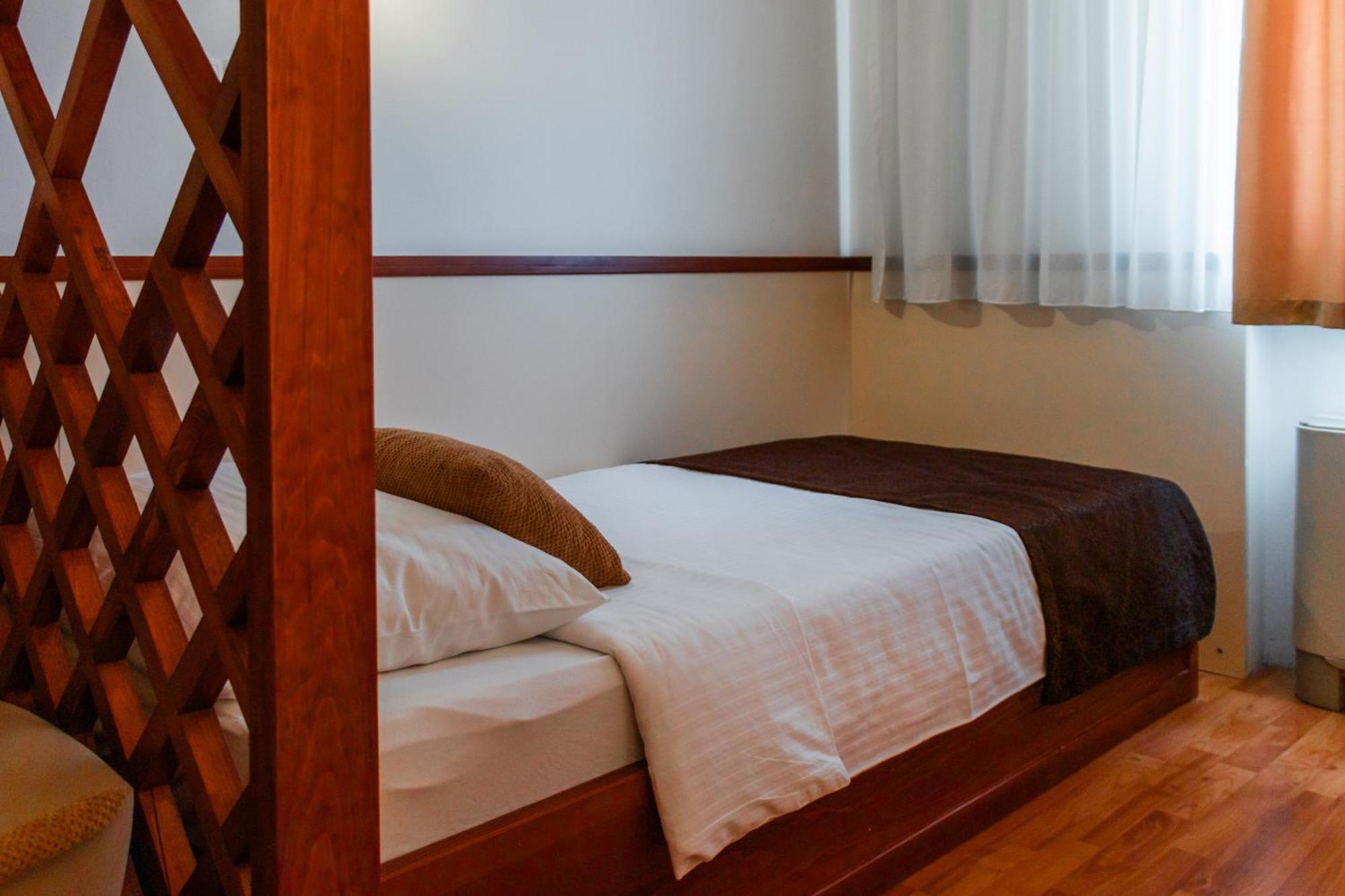 סראייבו Hotel Saraj מראה חיצוני תמונה