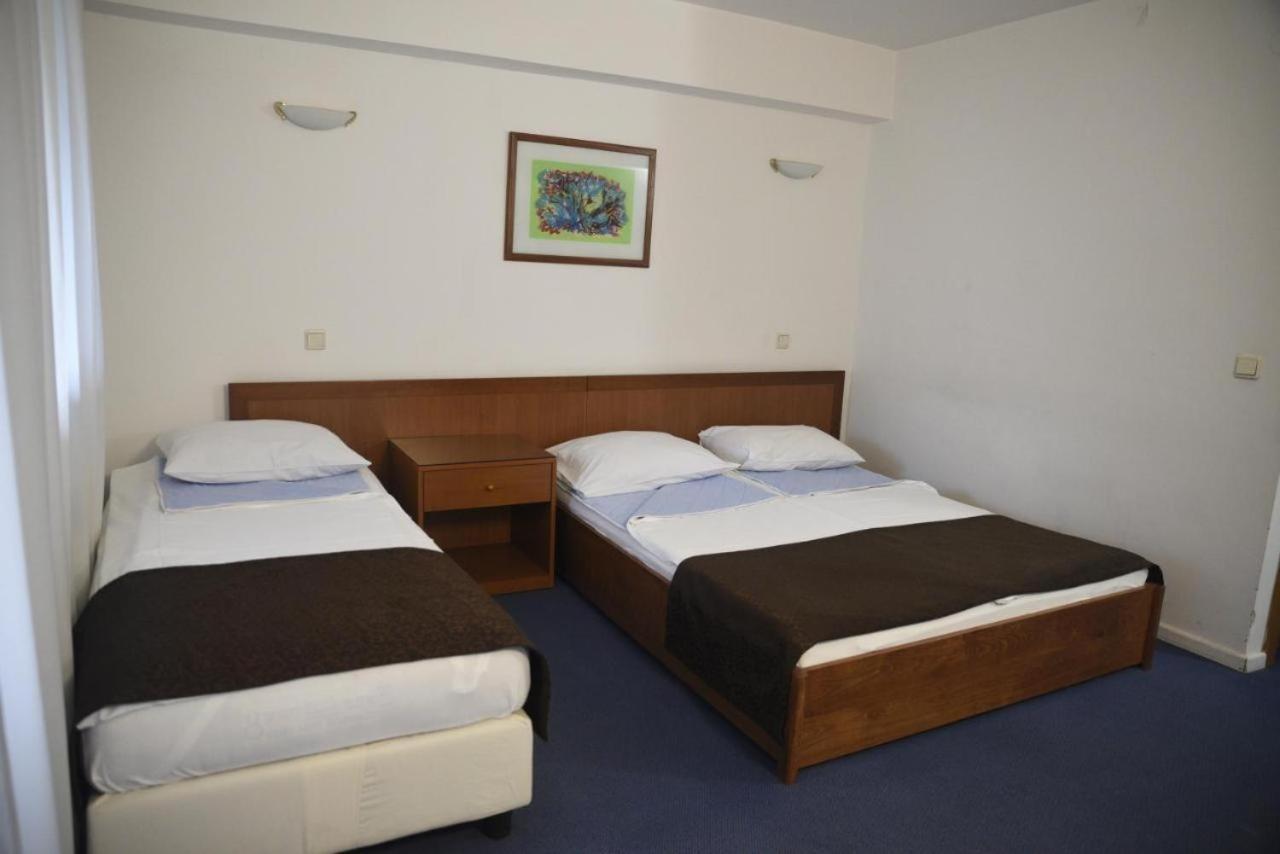 סראייבו Hotel Saraj מראה חיצוני תמונה