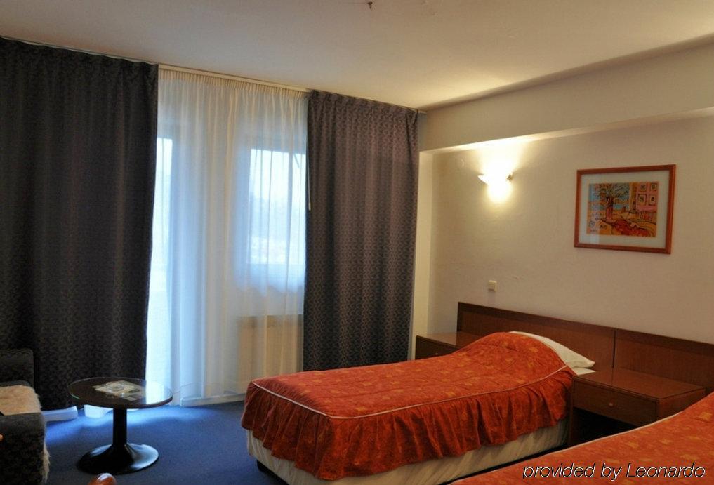 סראייבו Hotel Saraj מראה חיצוני תמונה